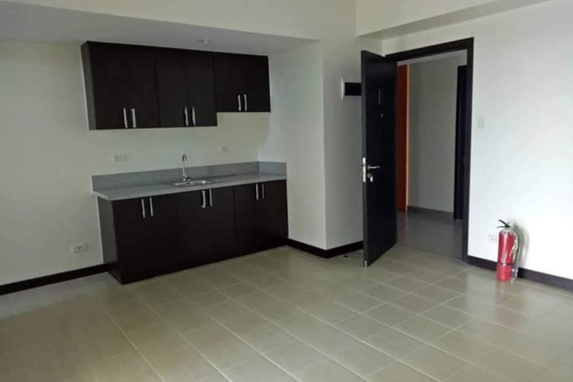 1 Bedroom Condo for Sale in San Lorenzo Place, Bangkal, Makati, Metro Manila near MRT-3 Magallanes – photo 8