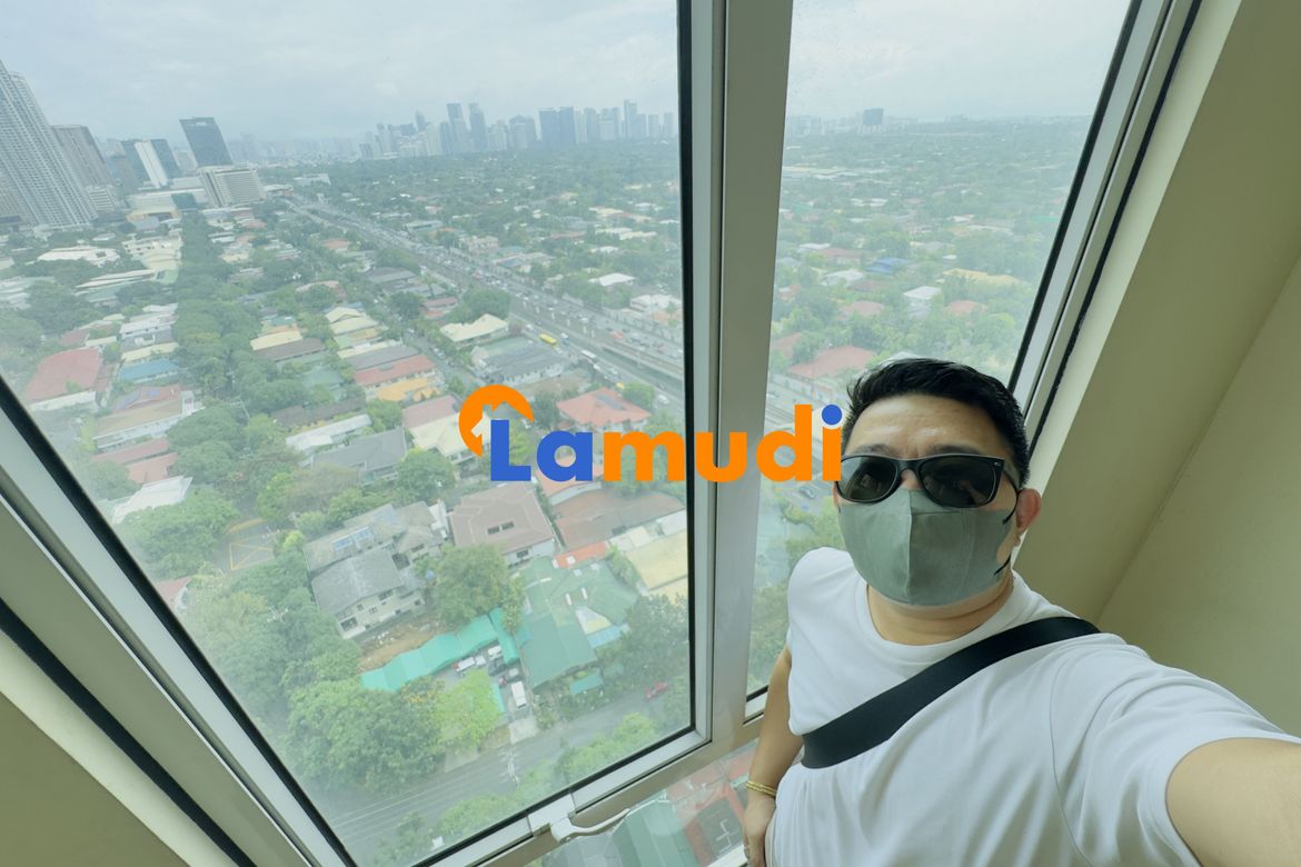 1 Bedroom Condo for Sale in San Lorenzo Place, Bangkal, Makati, Metro Manila near MRT-3 Magallanes – photo 2