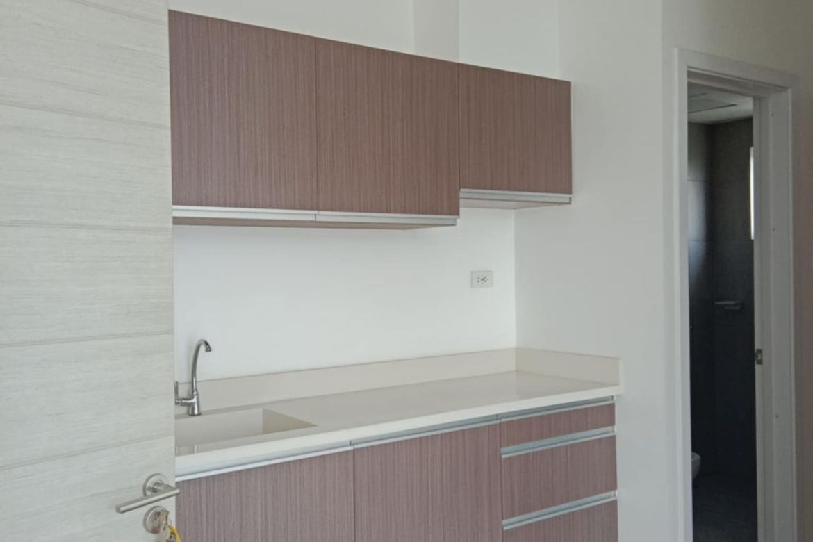 1 Bedroom Condo for Sale in Santa Cruz, Cebu City, Cebu – photo 3