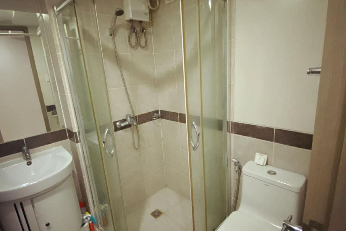 1 Bedroom Condo for Sale in SoleMare Parksuites, Baclaran, Parañaque, Metro Manila near LRT-1 EDSA – photo 4