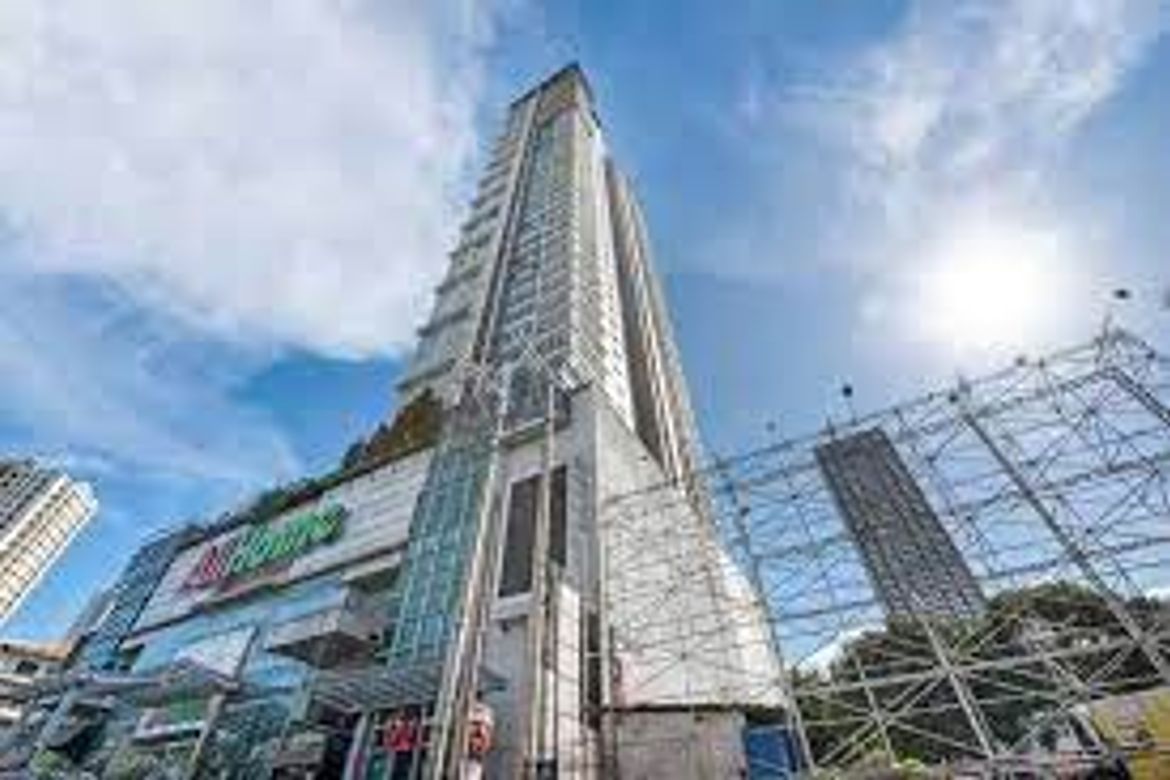 1 Bedroom Condo for Sale in South Triangle, Quezon City, Metro Manila near MRT-3 Quezon Avenue