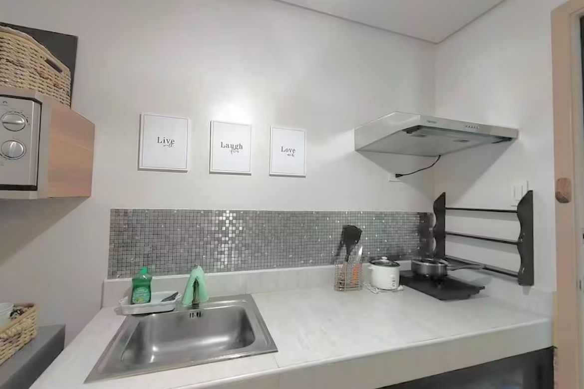 1 Bedroom Condo for Sale in South Triangle, Quezon City, Metro Manila near MRT-3 Quezon Avenue – photo 8