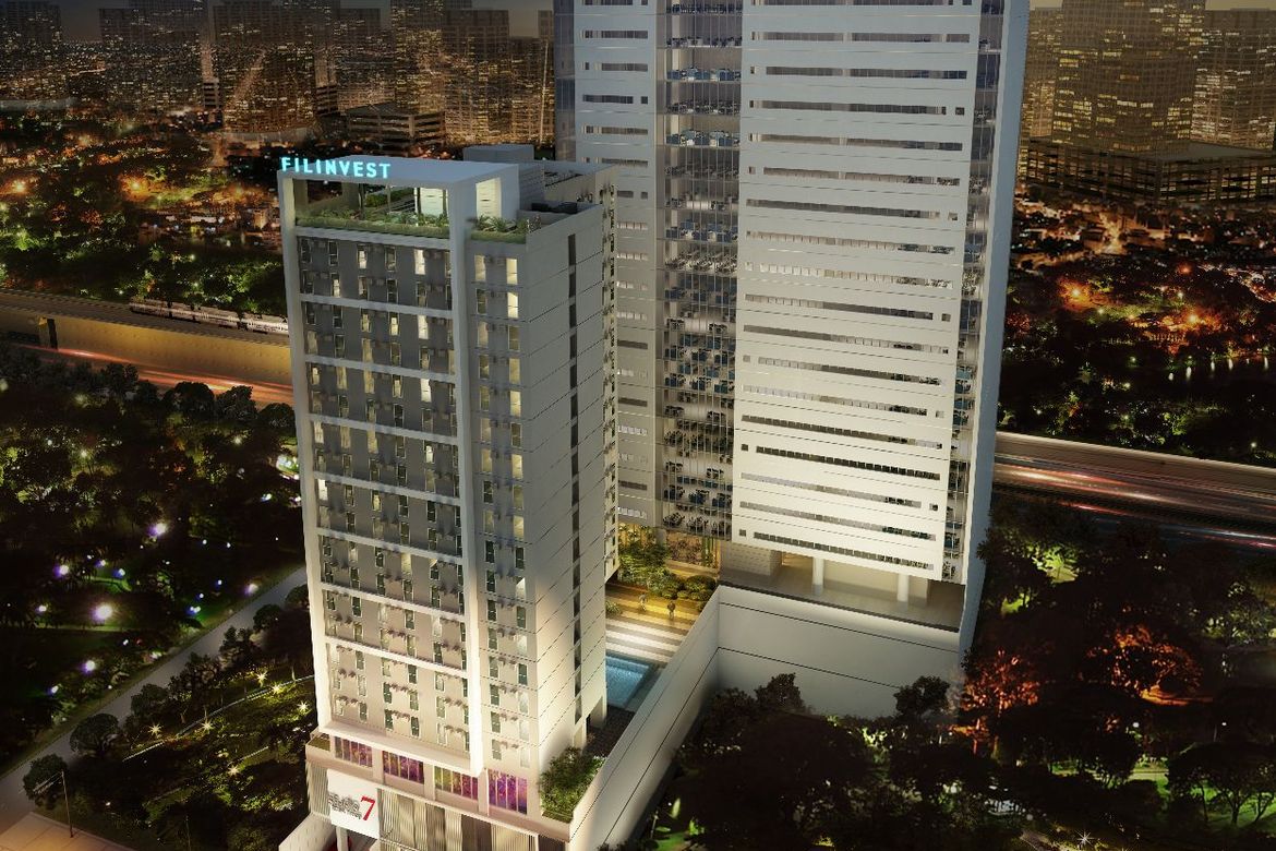 1 Bedroom Condo for Sale in Studio 7, South Triangle, Quezon City, Metro Manila near MRT-3 Kamuning