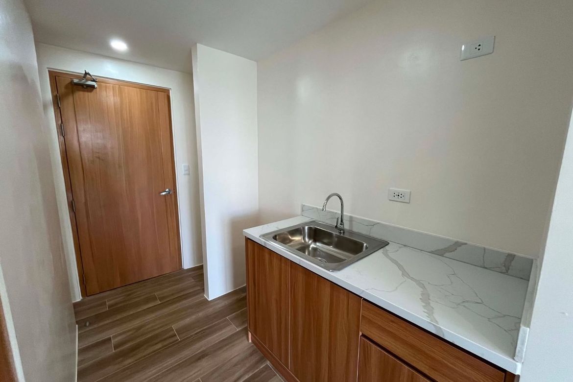 1 Bedroom Condo for Sale in Subabasbas, Lapu-Lapu, Cebu – photo 3