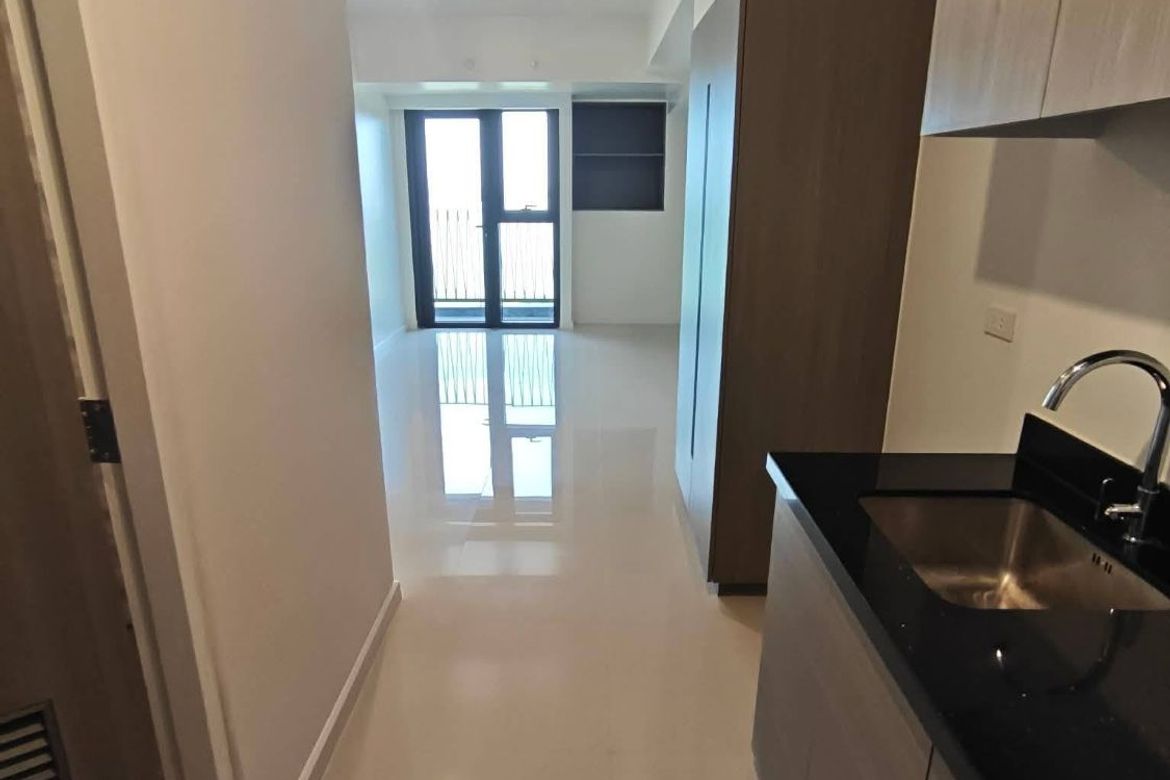 1 Bedroom Condo for Sale in Subangdaku, Mandaue, Cebu – photo 2