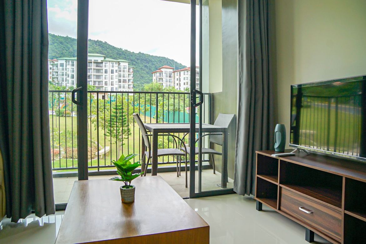 1 Bedroom Condo for Sale in Tagaytay Highlands, Iruhin East, Tagaytay, Cavite – photo 8