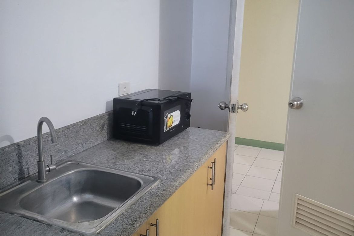 1 Bedroom Condo for Sale in The Grand Towers Manila, Malate, Manila, Metro Manila near LRT-1 Vito Cruz – photo 3
