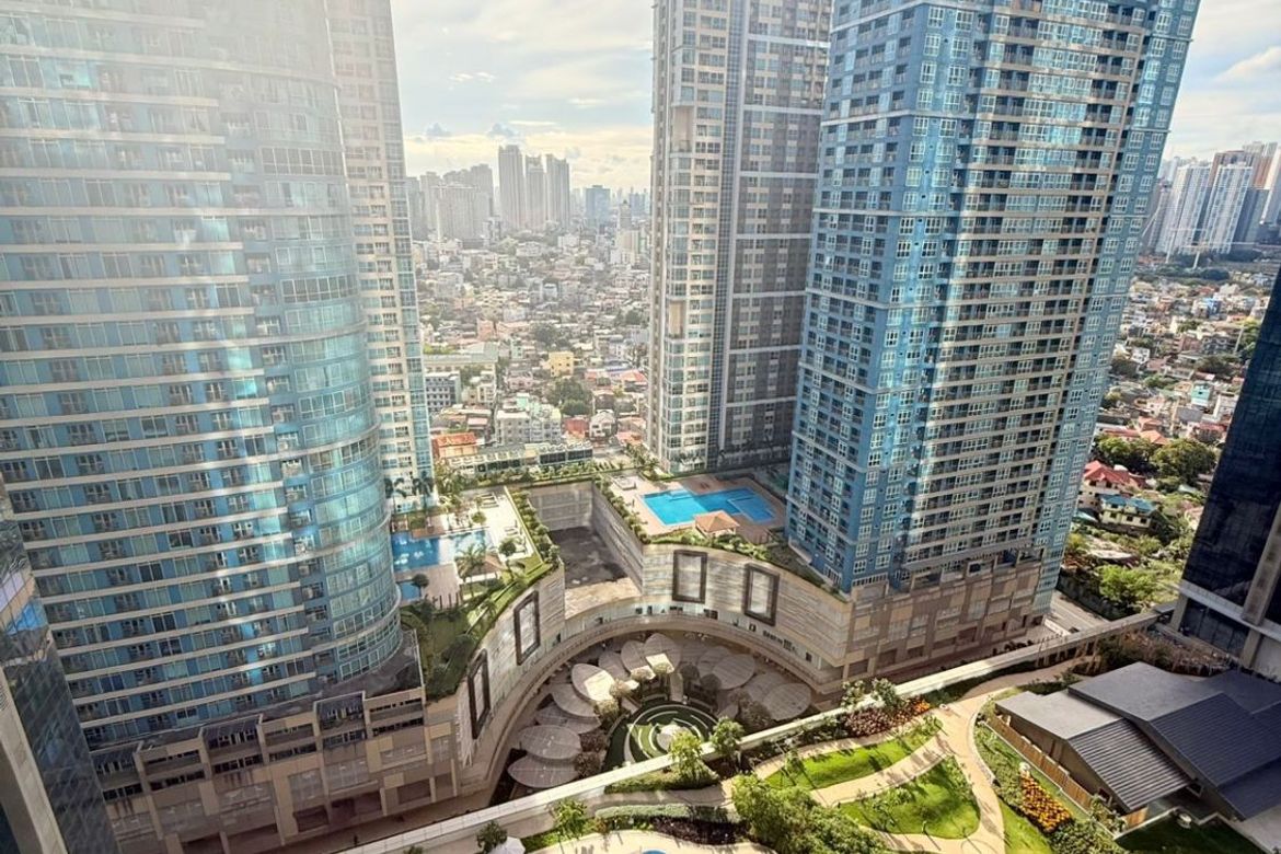 1 Bedroom Condo for Sale in The Seasons Residences, BGC, Taguig, Metro Manila