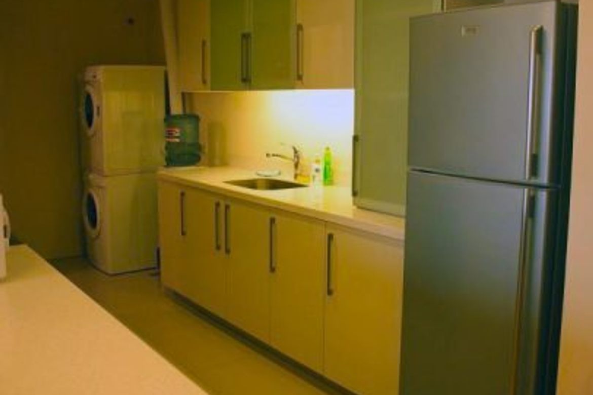 1 Bedroom Condo for Sale in THE SHANG GRAND TOWER, San Lorenzo, Makati, Metro Manila near MRT-3 Ayala – photo 2
