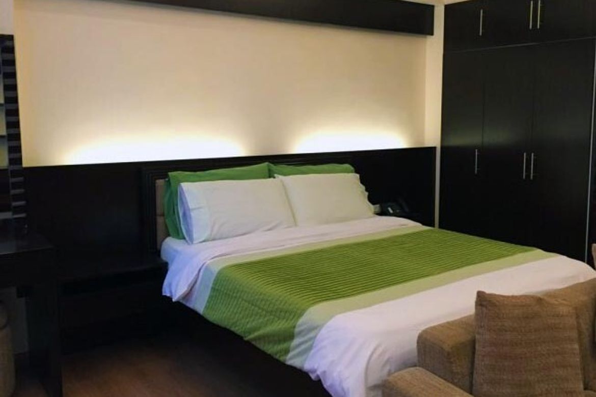 1 Bedroom Condo for Sale in The St. Francis Shangri-La Place, Wack-Wack Greenhills, Mandaluyong, Metro Manila near MRT-3 Shaw Boulevard – photo 4