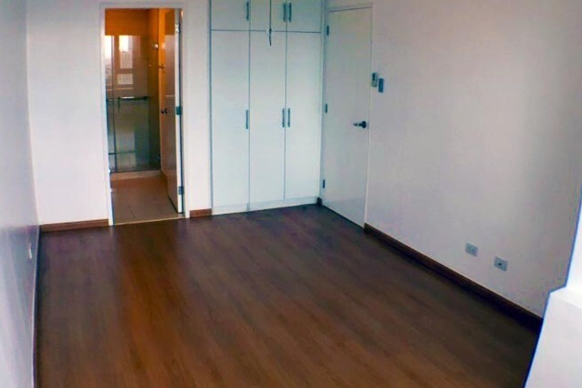 1 Bedroom Condo for Sale in The St. Francis Shangri-La Place, Wack-Wack Greenhills, Mandaluyong, Metro Manila near MRT-3 Shaw Boulevard – photo 3