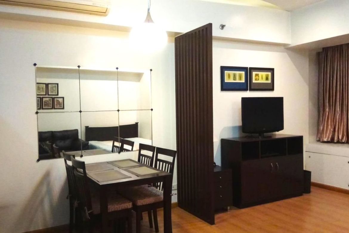 1 Bedroom Condo for Sale in The St. Francis Shangri-La Place, Wack-Wack Greenhills, Mandaluyong, Metro Manila near MRT-3 Shaw Boulevard – photo 3
