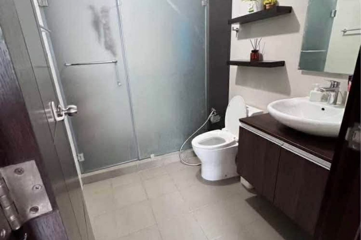 1 Bedroom Condo for Sale in The Trion Towers III, BGC, Taguig – photo 5