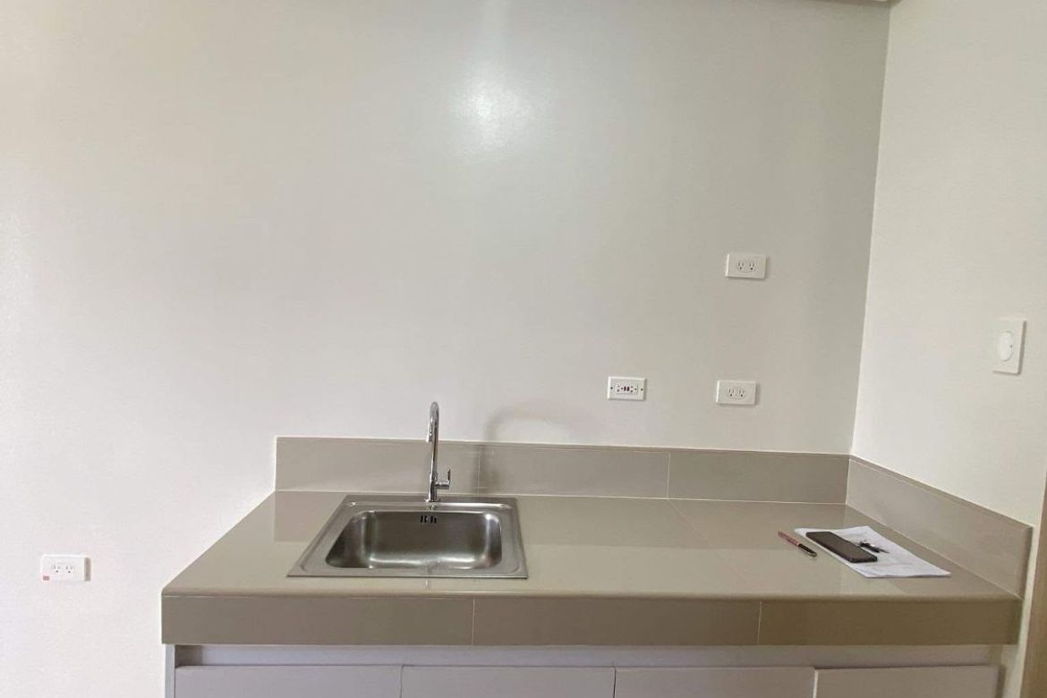 1 Bedroom Condo for Sale in Trees Residences, Pasong Putik Proper, Quezon City, Metro Manila – photo 5