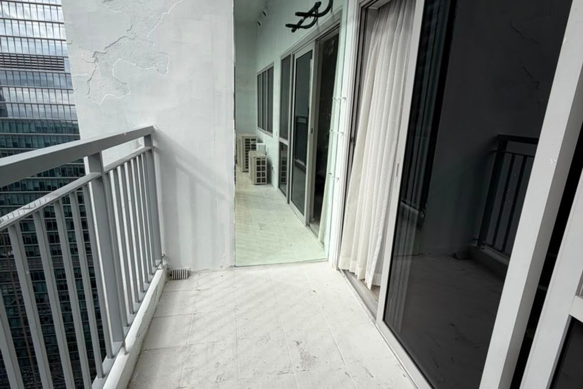 1 Bedroom Condo for Sale in Two Maridien, BGC, Taguig – photo 15