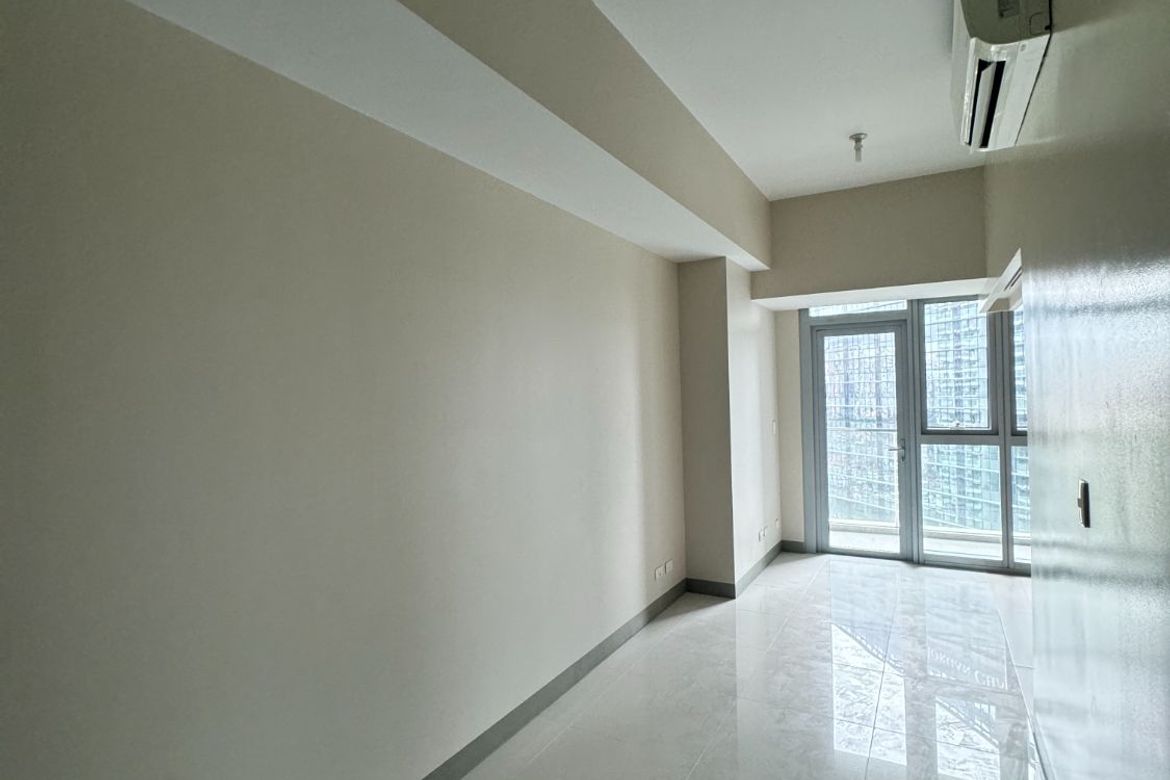 1 Bedroom Condo for Sale in Uptown Parksuites, BGC, Taguig – photo 7