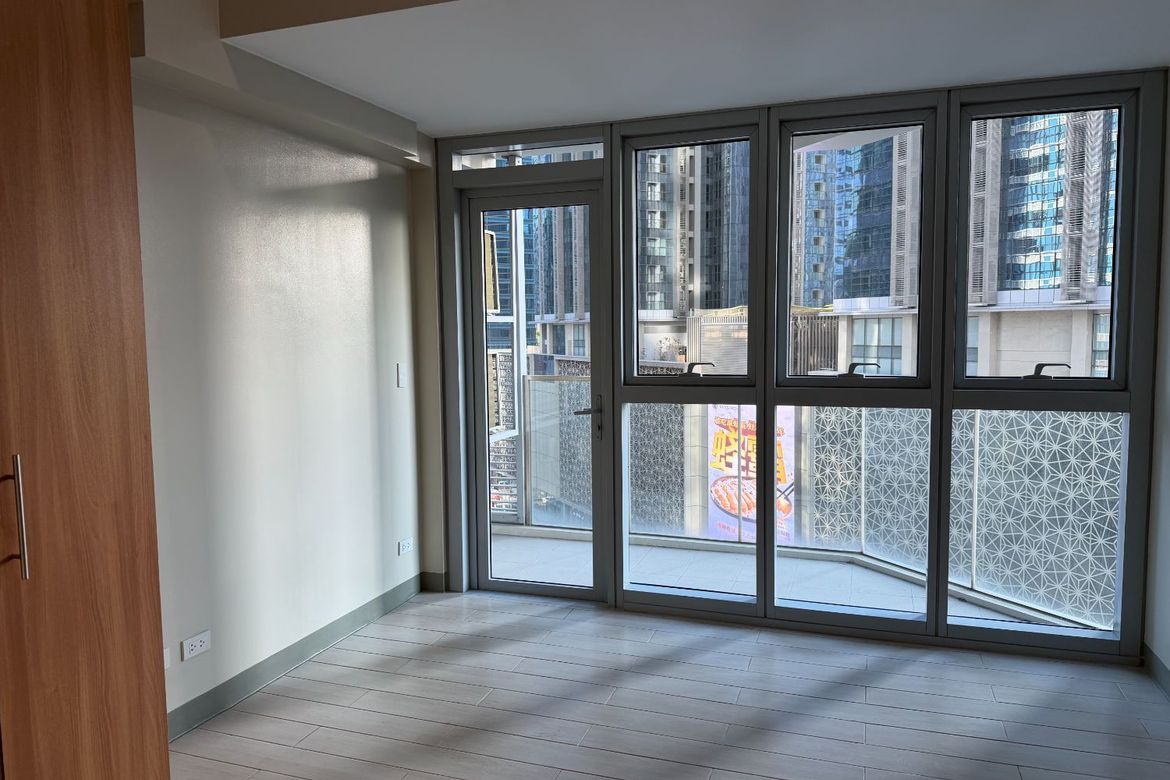 1 Bedroom Condo for Sale in Uptown Parksuites, BGC, Taguig – photo 6