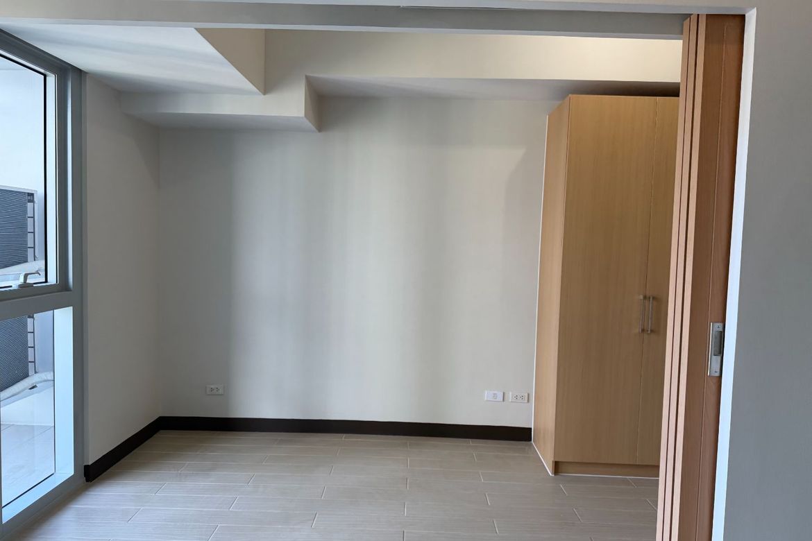 1 Bedroom Condo for Sale in Uptown Parksuites, BGC, Taguig, Metro Manila – photo 8