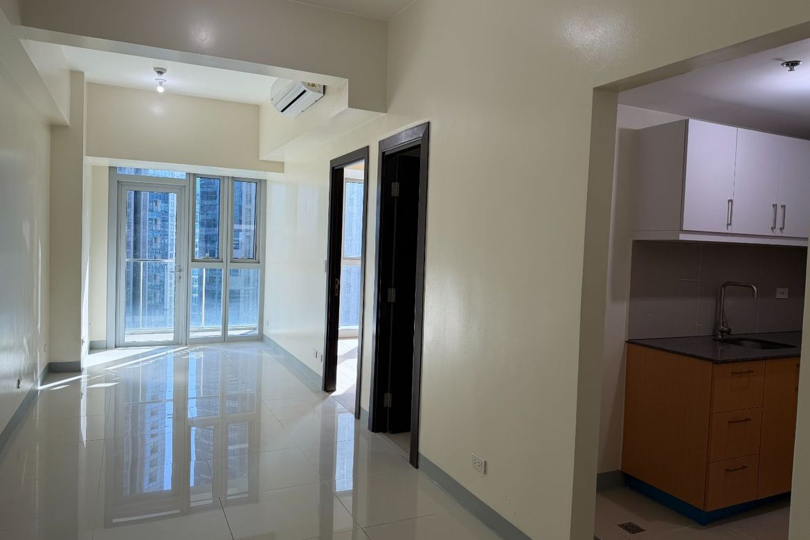 1 Bedroom Condo for Sale in Uptown Parksuites, BGC, Taguig, Metro Manila