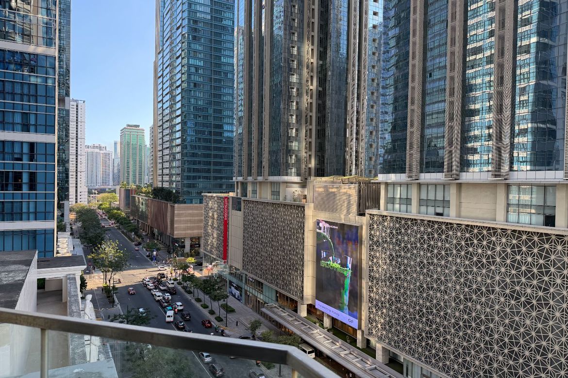 1 Bedroom Condo for Sale in Uptown Parksuites, BGC, Taguig, Metro Manila