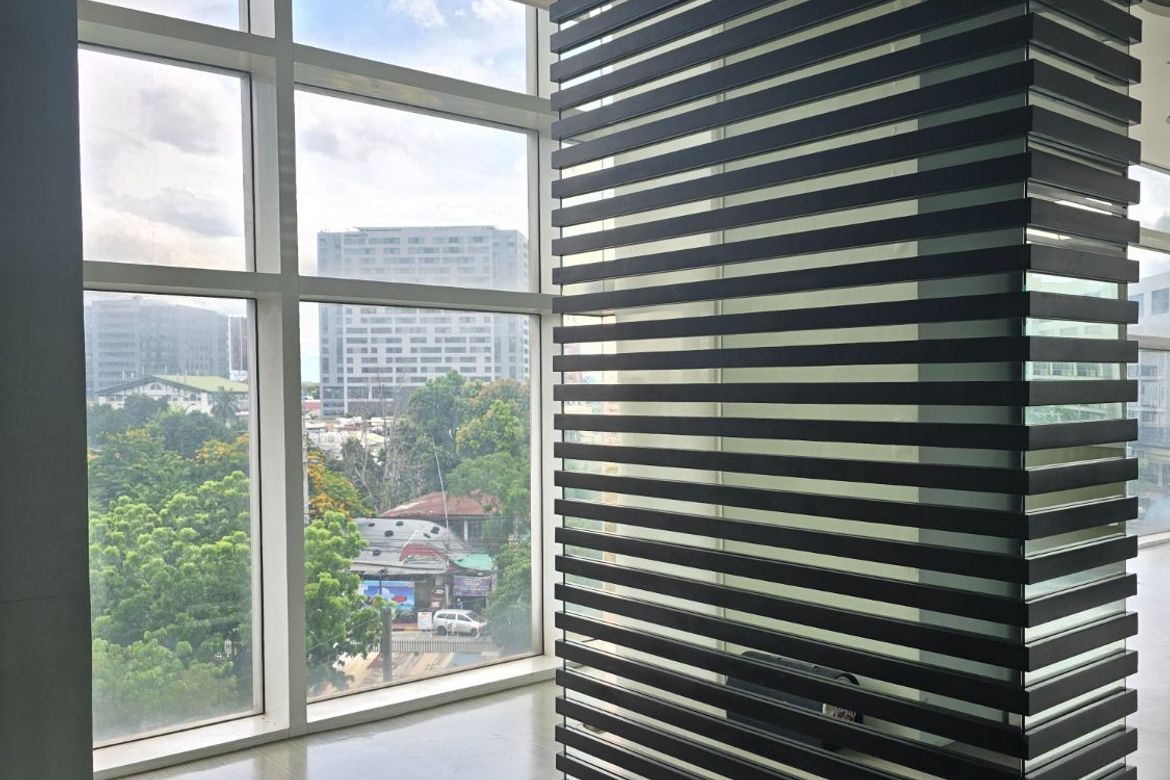 1 Bedroom Condo for Sale in Wil Tower, South Triangle, Quezon City, Metro Manila near MRT-3 Quezon Avenue – photo 3