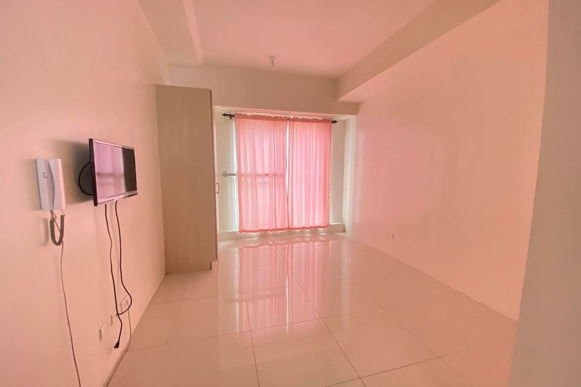 1 Bedroom Condo for Sale in Wind Residences, Maharlika West, Tagaytay, Cavite