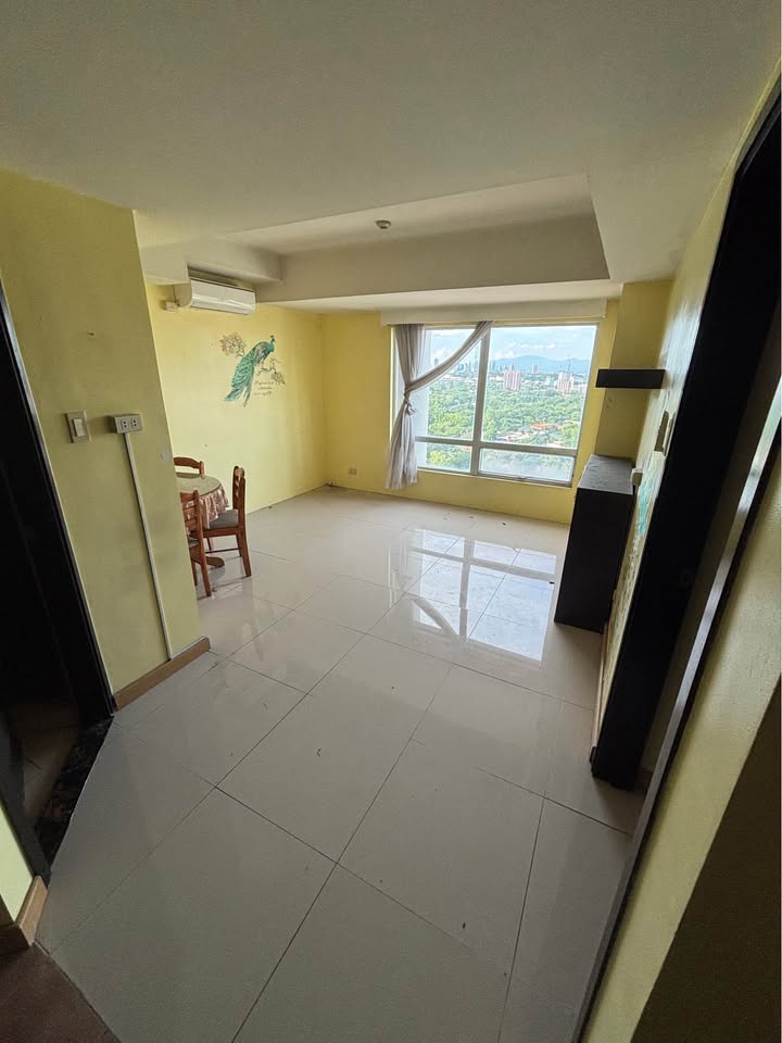 1-Bedroom Condo with Parking for Sale at Lancaster Hotel Manila, Shaw Blvd, Mandaluyong – photo 2