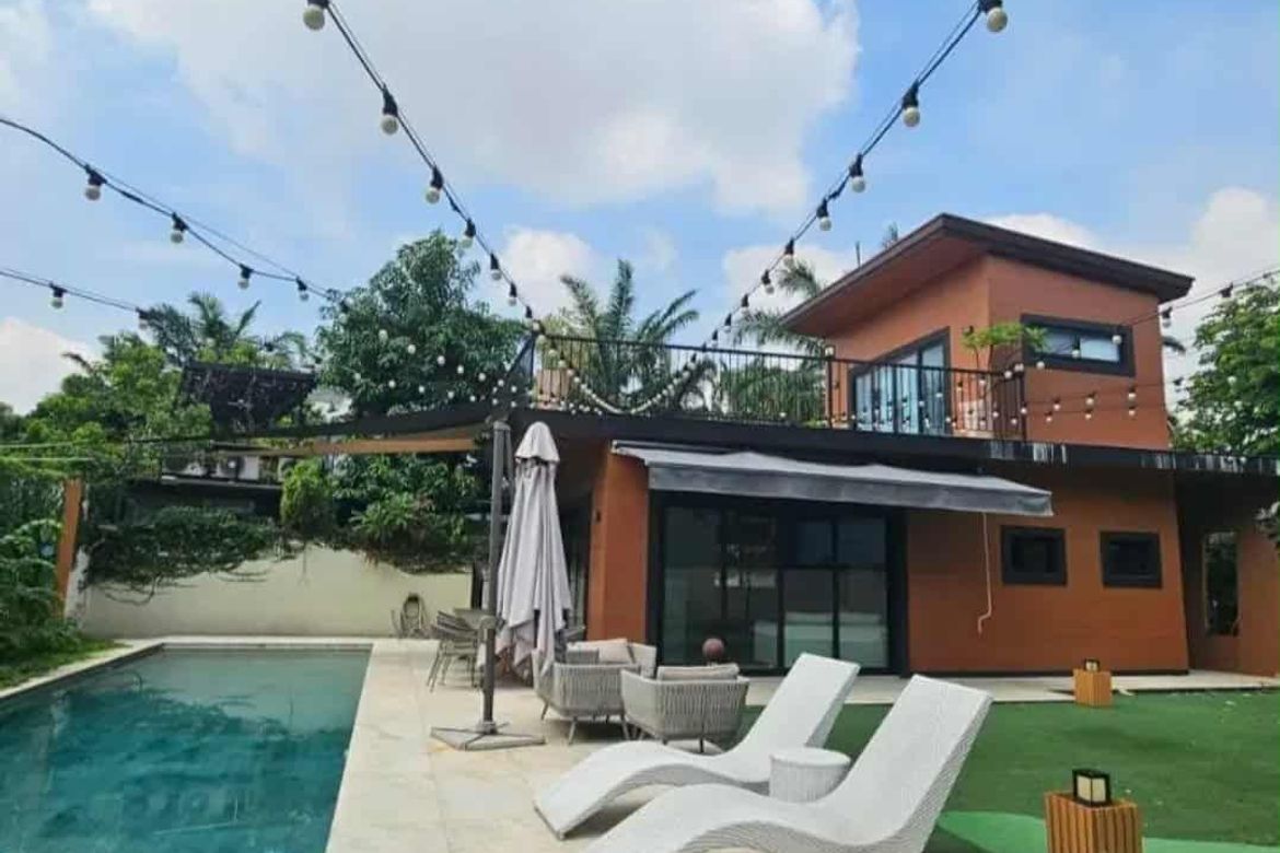 1 Bedroom House for Sale in LOYOLA GRAND VILLAS, Ramon Magsaysay, Quezon City, Metro Manila near LRT-1 Roosevelt