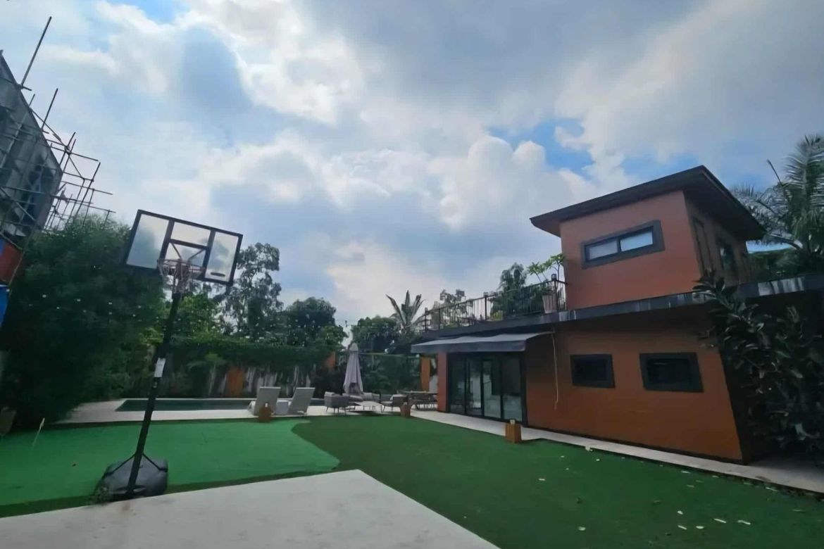 1 Bedroom House for Sale in LOYOLA GRAND VILLAS, Ramon Magsaysay, Quezon City, Metro Manila near LRT-1 Roosevelt – photo 3