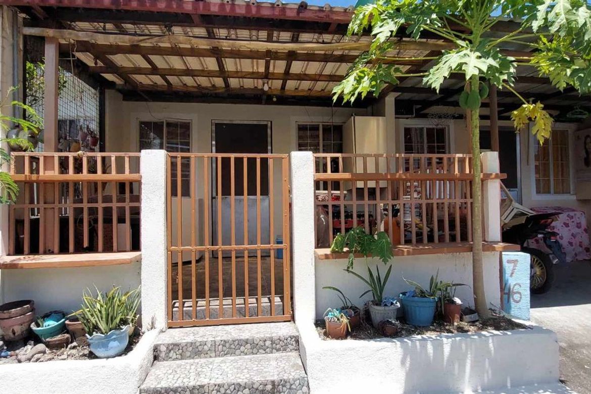 1 Bedroom House for Sale in Mandalagan, Bacolod, Negros Occidental