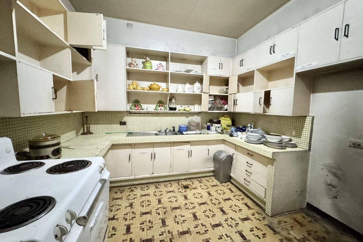 1 Bedroom House for Sale in Roxas, Quezon City, Metro Manila – photo 6