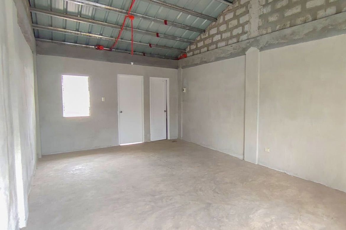 1 Bedroom Townhouse for Sale in Malainen Luma, Naic, Cavite – photo 4