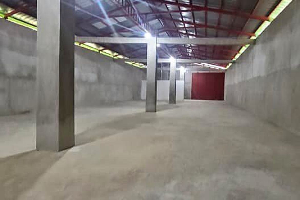 1 Bedroom Warehouse / Factory for Rent in Banaybanay, Amadeo, Cavite
