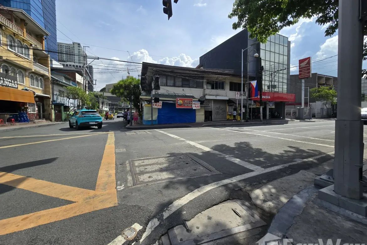 10 Bedroom Commercial for Sale in Comembo, Makati, Metro Manila