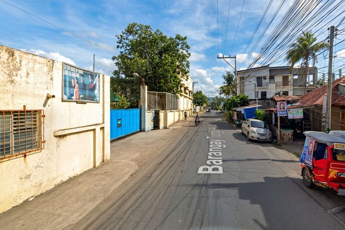 10 Bedroom Commercial for Sale in Poblacion Ward IV, Minglanilla, Cebu – photo 2