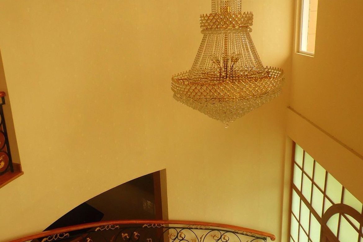 10 Bedroom House for Sale in Amsic, Angeles, Pampanga – photo 4