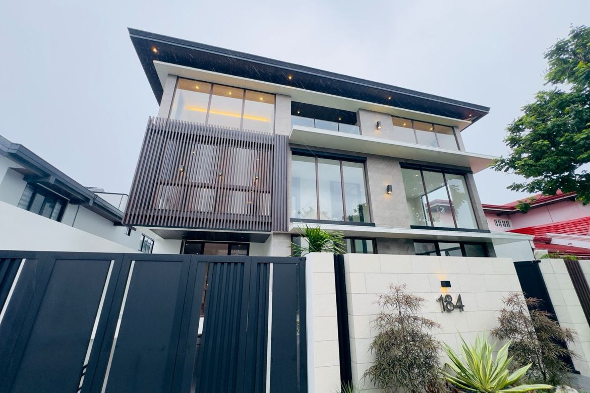 10 Bedroom House for Sale in Ayala Alabang Village, New Alabang Village, Muntinlupa, Metro Manila – photo 4