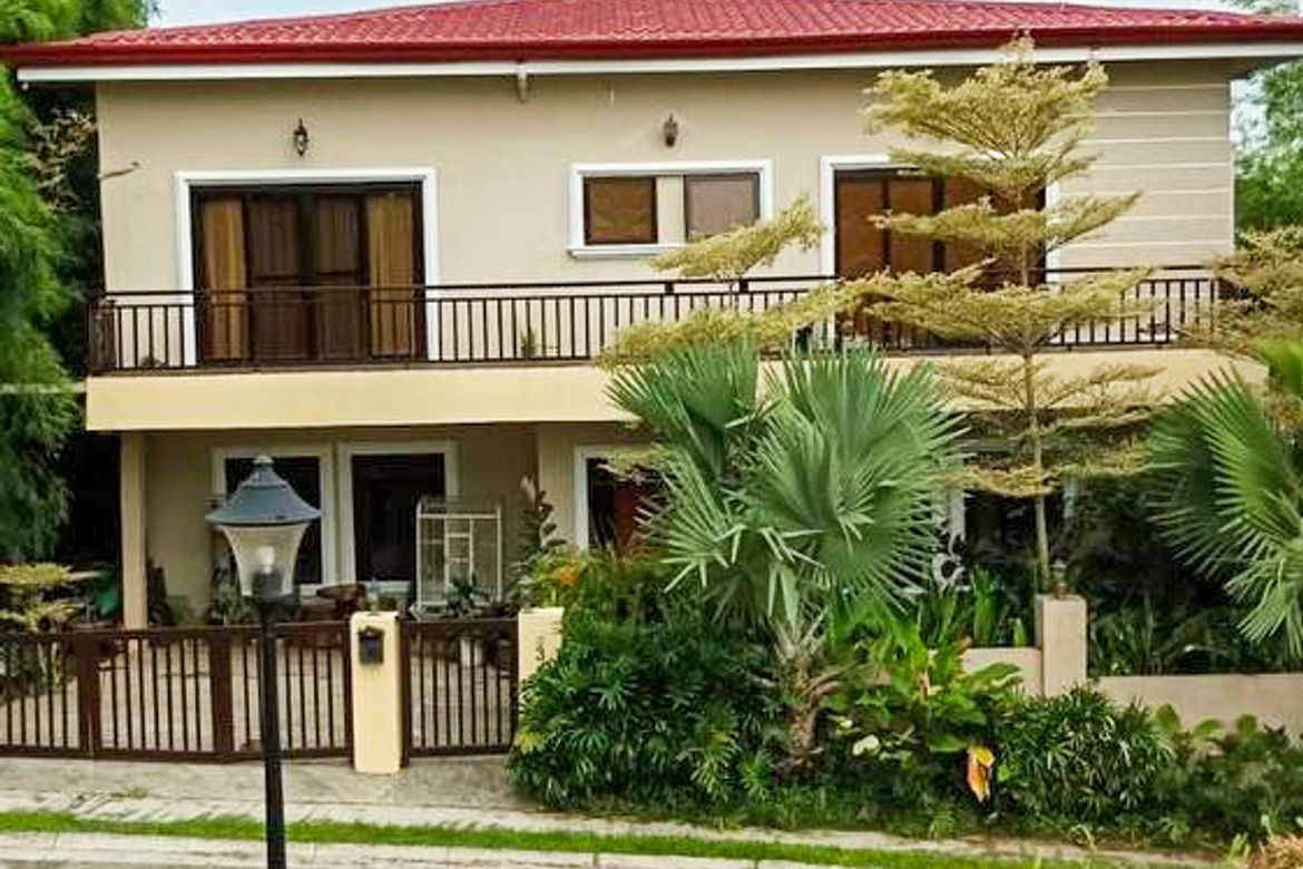 10 Bedroom House for Sale in Ayala Westgrove Heights, Inchican, Silang, Cavite