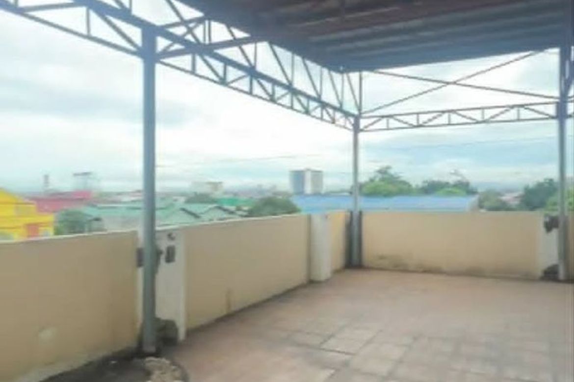 10 Bedroom House for Sale in Bayanan, Bacoor, Cavite