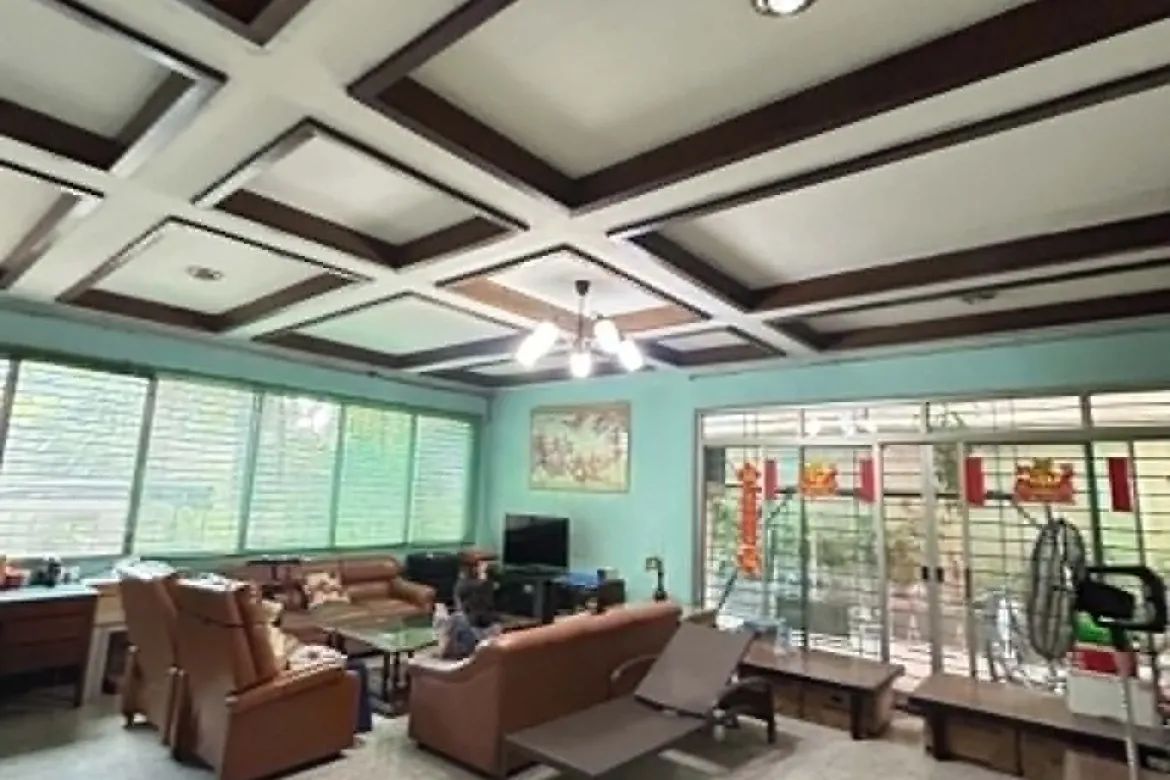 10 Bedroom House for Sale in Little Baguio, San Juan, Metro Manila – photo 5