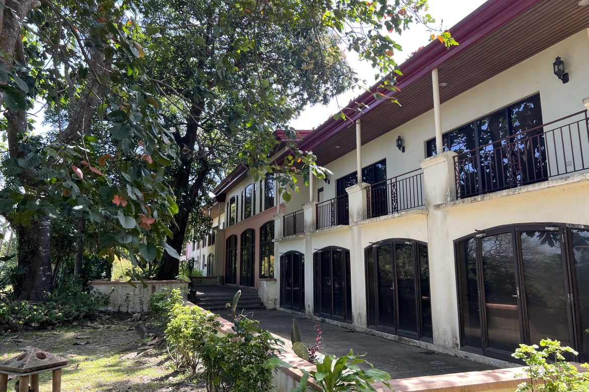10 Bedroom House for Sale in Old Cabalan, Olongapo, Zambales – photo 6