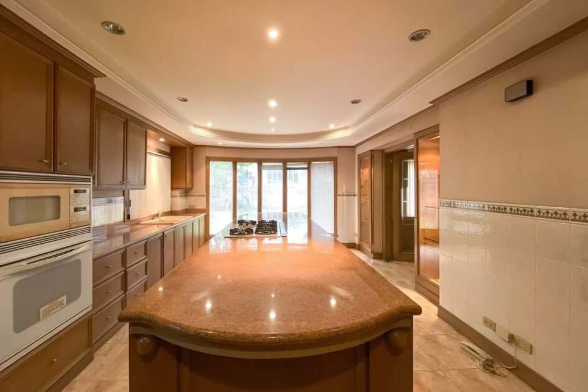 10 Bedroom House for Sale in Pansol, Quezon City, Metro Manila – photo 5