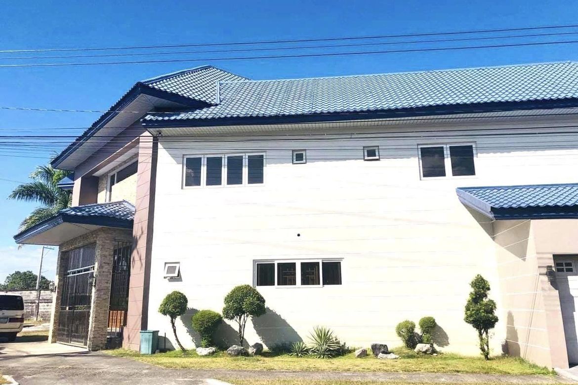 11 Bedroom House for Sale in Amsic, Angeles, Pampanga – photo 2