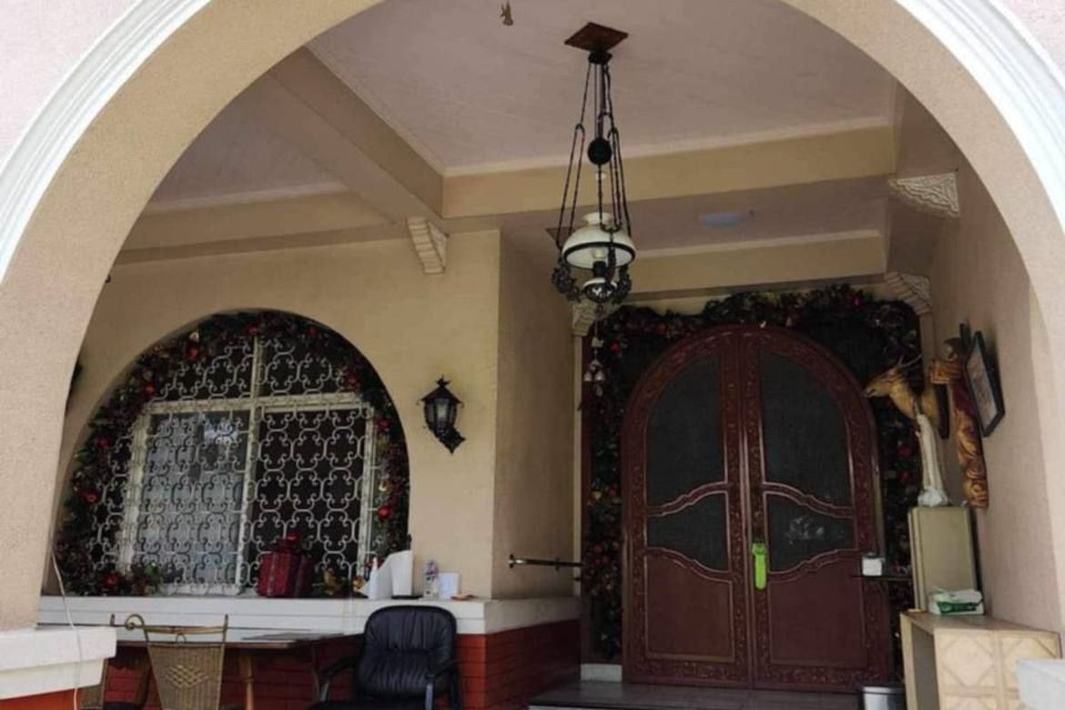 11 Bedroom House for Sale in Loyola Heights, Quezon City, Metro Manila