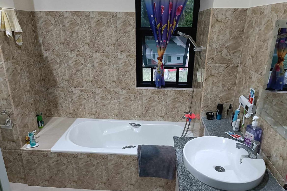 11 Bedroom House for Sale in Totolan, Dauis, Bohol – photo 7