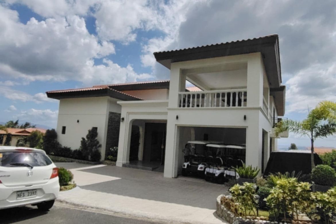 12 Bedroom House for Sale in Aya, Talisay, Batangas – photo 2