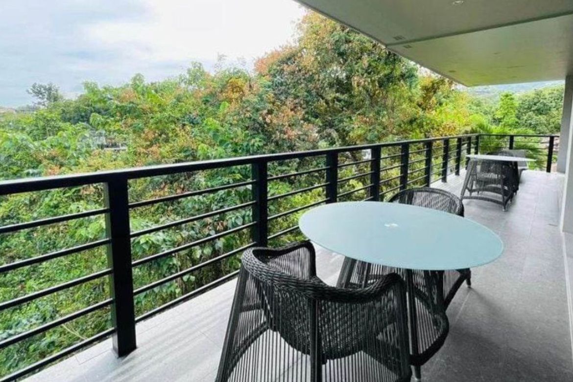 12 Bedroom House for Sale in Banilad, Cebu City, Cebu – photo 8