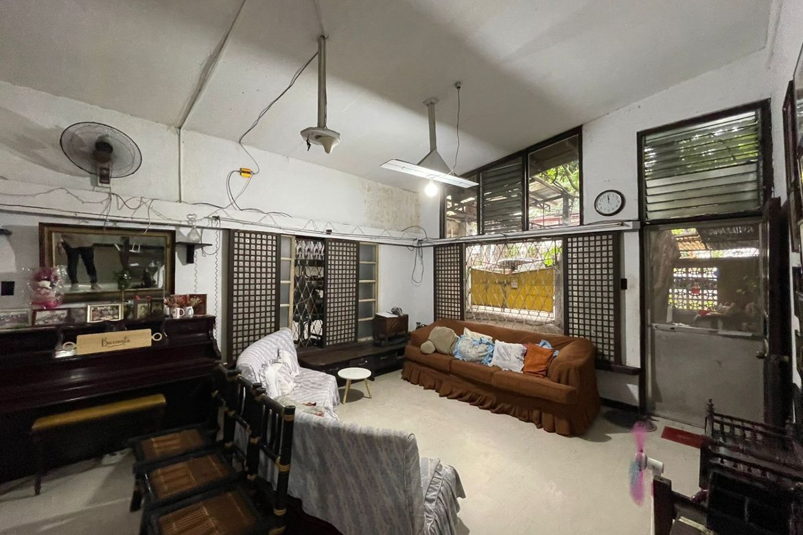 12 Bedroom House for Sale in Central, Quezon City, Metro Manila – photo 4