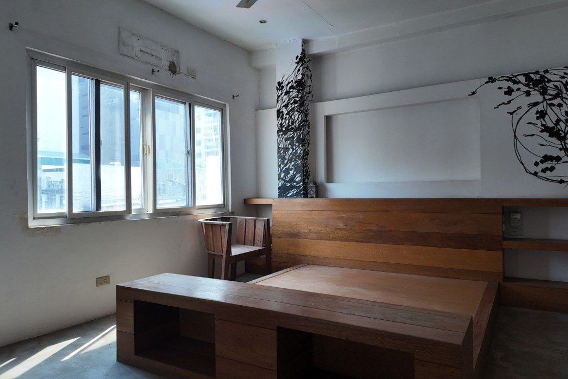 14 Bedroom Shophouse for Sale in Poblacion, Makati, Metro Manila – photo 3