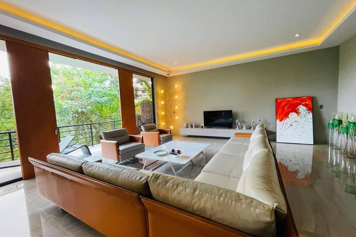 14 Bedroom Villa for Sale in Banilad, Cebu City, Cebu